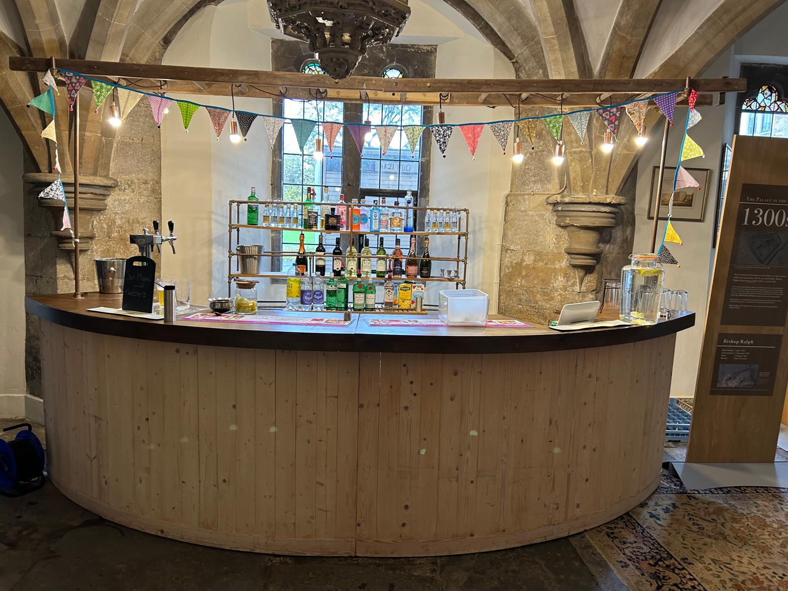 Outdoor wedding bar service